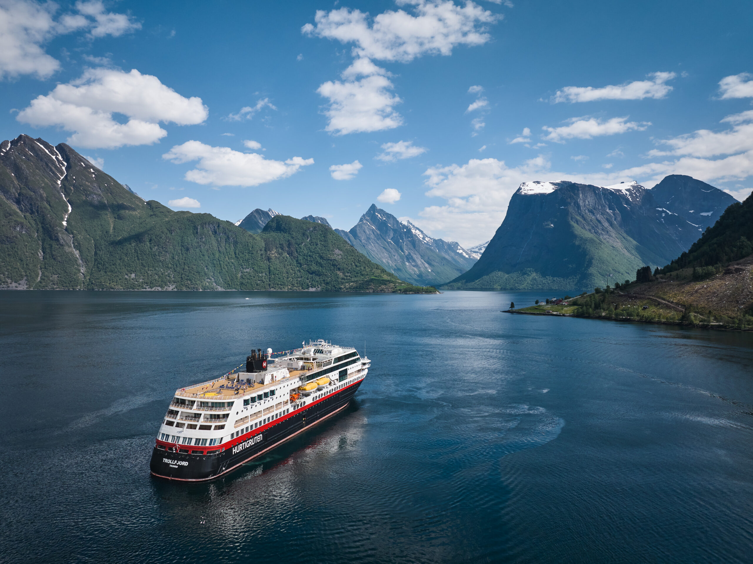 HX Expeditions